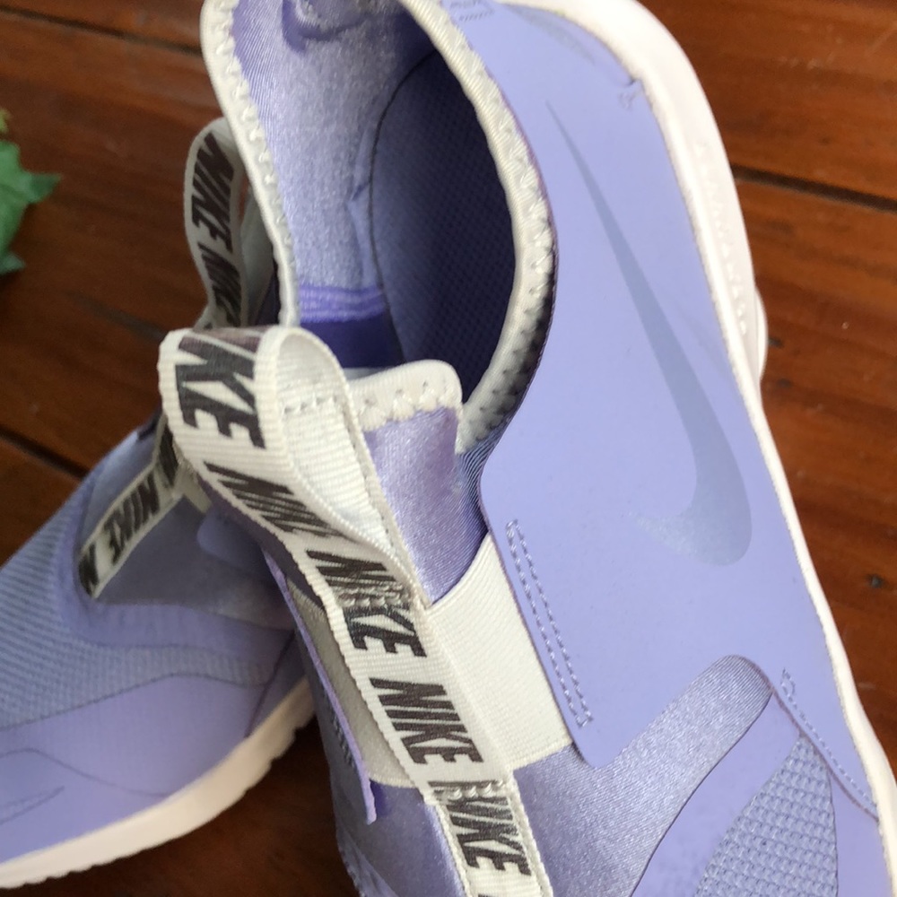 Nike Flex Runner - image 3